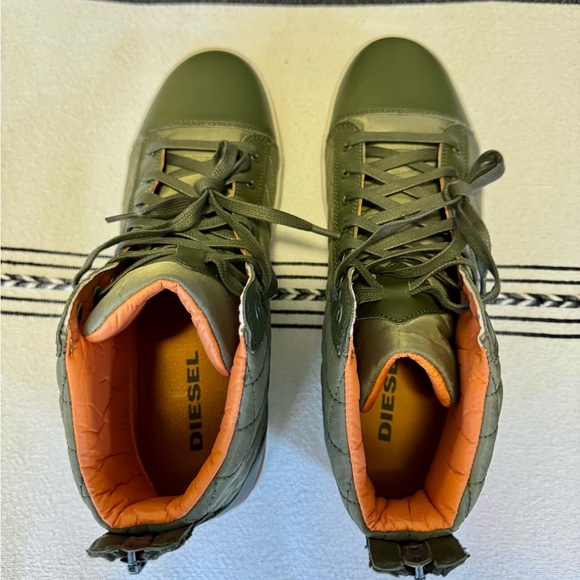 Diesel Men’s Diamond Tarmac Sneakers size 11 - Picture 10 of 10